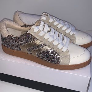 Dolce Vita Neo Plush Sneaker, silver multi glitter, size 9, new with box